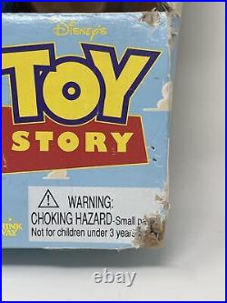 1995 Toy Story Poseable Pull-String Talking Woody 1st Ed Thinkway NOT WORKING