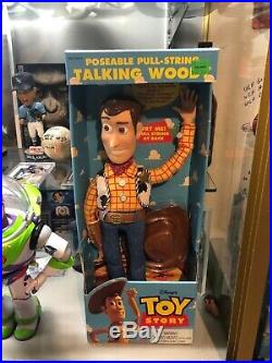 1995 Toy Story Sheriff WOODY 1st Edition SEALED WALMART Sticker MINT Dolls Kids