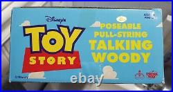 1995 Vintage Toy Story Disney Pixar Original Pull-String TALKING WOODY NEW