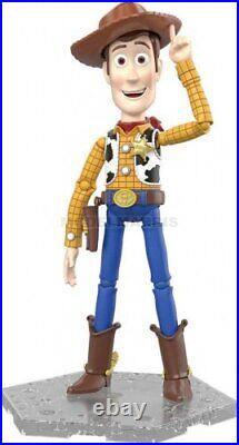 BANDAI 92757 Toy Story 4 Woody