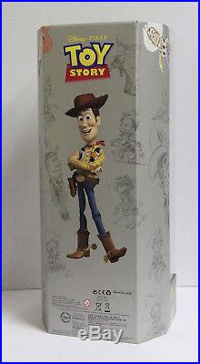 D23 Expo 2015 Toy Story WOODY 20th Anniversary Limited Edition 400 Talking Doll