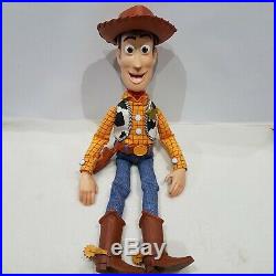 Disney/Pixar Toy Story Woody Pull-String doll -talking- Snake in my Boot mp