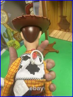 Disney Pixar Toy Story Woody SIGNATURE COLLECTION Rare W Cert