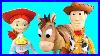 Disney_Pixar_Toy_Story_Woody_S_Roundup_With_Jessie_Sheriff_Woody_And_Horse_Bullseye_01_ipd