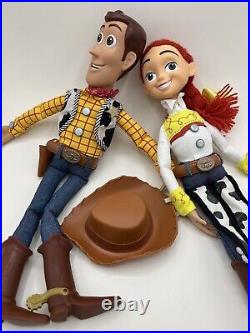 Disney Store Ltd London Toy Story Woody & Jessie pull string talking 16 doll