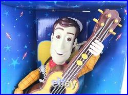 Disney Toy Story 2 Strummin Singing Sheriff Woody 17 Guitar 1999 Mattel READ
