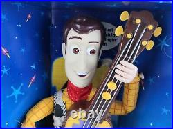 Disney Toy Story 2 Strummin Singing Sheriff Woody 17 Guitar 1999 Mattel VGC