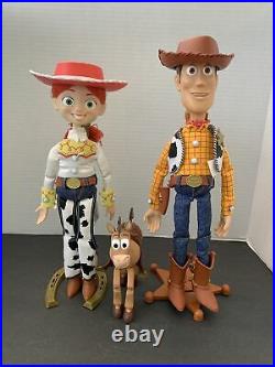 Disney Toy Story Pull String Talking Woody And Jessie With Bullseye
