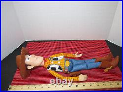 Disney Toy Story WOODY Pull String Talking Doll Pixar Works With Hat 16 Thinkway
