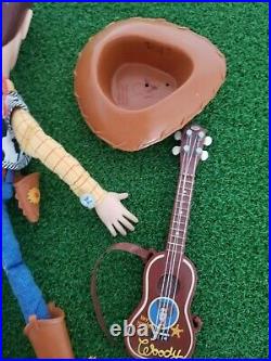HTF 2002 Disney Pixar TOY STORY 14 Woody DOLL Pull String TALKING with HAT GUITAR