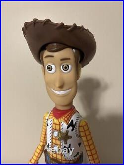 ITALIAN Toy Story 2 Woody Talking Room Guard Disney Pixar 1999 Moves/talks