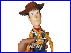 Medcom Toy Story ULTIMATE WOODY Replica Life Size Doll Disney Pixar withArt Box