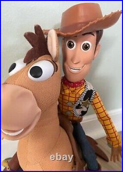 PIXAR DISNEY Toy Story Woody and Bullseye Large cloth dolls Excellent Working