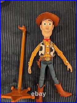 RARE Toy Story Signature Collection Cloud Logo Sheriff Woody Doll PLEASE READ