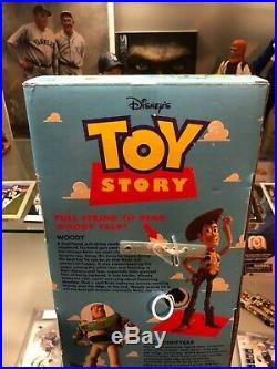 Sheriff WOODY 1995 Poseable Talking Original Dolls Kids MINT 10 Toy Story