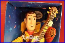 Toy Story 2 Strummin Singin Woody 1999 Nib Mattel Disney/pixar