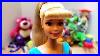 Toy_Story_4_Barbie_Doll_01_gjp