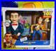 Toy_Story_Benson_And_Woody_Action_Figures_Packs_Disney_Pixar_01_ryy