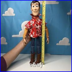Toy Story HAWAIIAN VACATION Woody and Jessie Talking Dolls Disney Store Thinkwy
