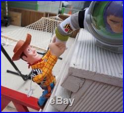 Toy Story LORDUPHOLD Sherif Woody and Buzz Car Doll Outside Hang Toy Cute Mu