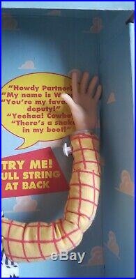 Toy Story Poseable Pull String Talking Woody #62810 Disney 1995 Factory Sealed