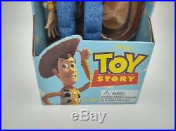 Toy Story Poseable Pull String Talking Woody Thinkway 1995 NIB