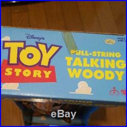Toy Story Poseable Pull String Talking Woody Thinkway 1995 original Disney Pixar