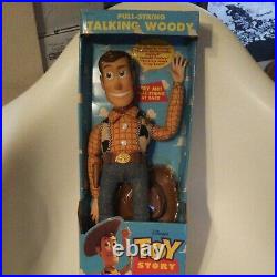 Toy Story Poseable Talking Woody Thinkway 1995 original Disney from Japan
