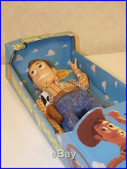 Toy Story Pull-String Talking Woody 1995 Thinkway NIB Original Disney 1st figure