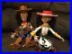 Toy_Story_Pull_String_Talking_Woody_Jessie_Dolls_with_Hats_Guitar_01_ku