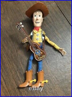 Toy Story Pull String Talkining Woody, Jessie and Buzz (Dolls with Hats & Guitar)