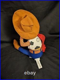 Toy Story Sheriff Woody Gemmy Moving Talking Plush Doll Giddy Up It's Cold RARE
