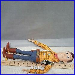 Toy Story Sheriff Woody Pull String Talking Doll -j