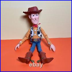 Toy Story Signature Collection Thinkway White Logo Talking Woody Doll Excellent