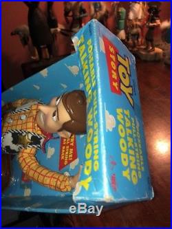 Toy Story Woody Poseable Pull-String Talking 1995 Thinkway 62810 New