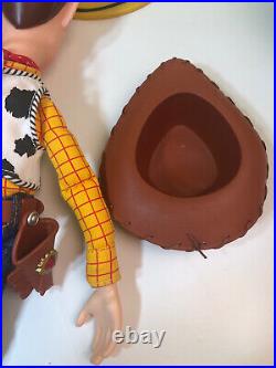 Toy Story Woody Thinkway Signature Collection 2009 Cloud Logo Talking Doll withHat