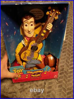 VINTAGE Disney Pixar 1999 Toy Story 2 Strumming Singing Woody New In The Box-BCL