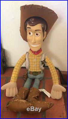 Vintage Toy Story Collection Woody And Jesse Dolls